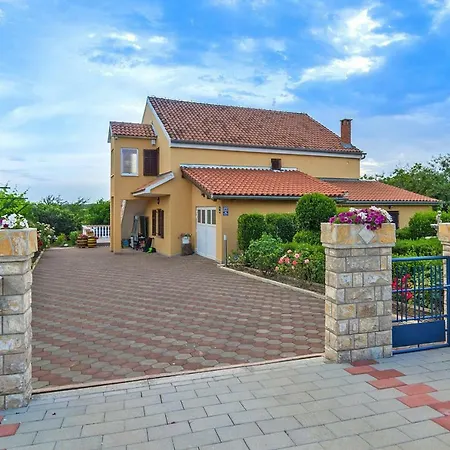 Holiday Nadja - Cdn02099-fyb Prázdninový dům *
