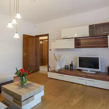 Prázdninový dům Holiday Nadja - Cdn02099-fyb