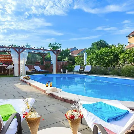 Prázdninový dům Holiday Nadja - Cdn02099-fyb *